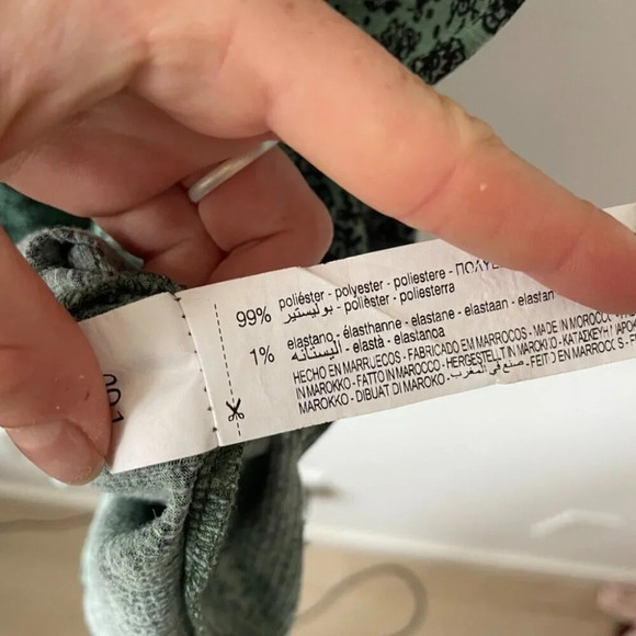 Zara Tiered Floral Midi Dress  Green Black Size Small - Picture 8 of 8